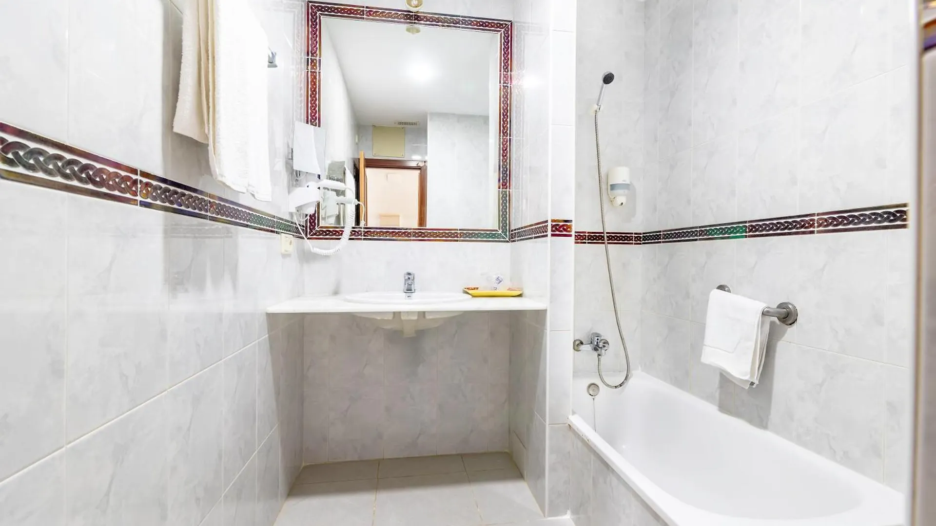 **  Hotel Pozo Del Duque II Zahara de los Atunes Spain